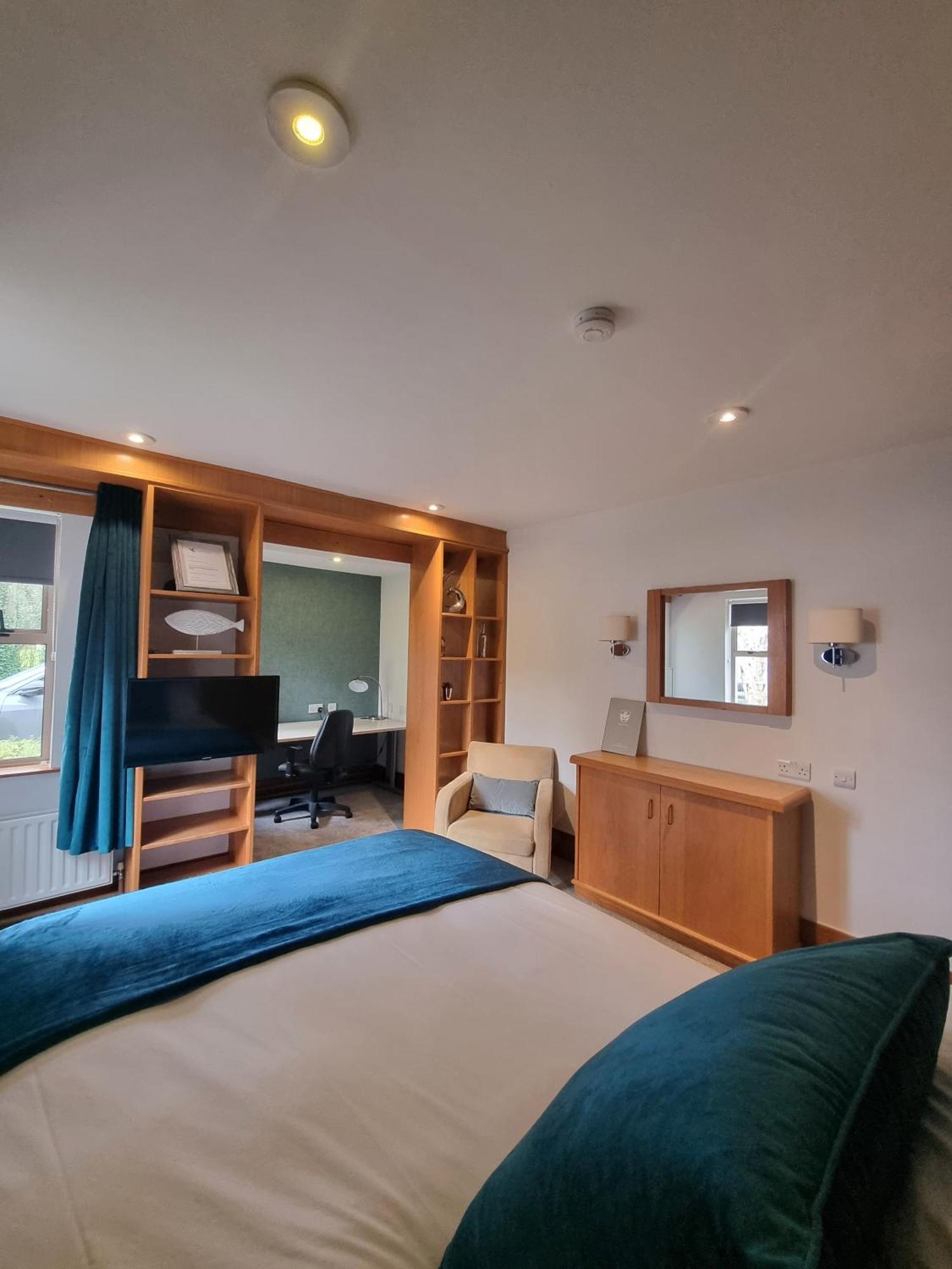Brennan Court Guest Accommodation Limerick Exterior photo